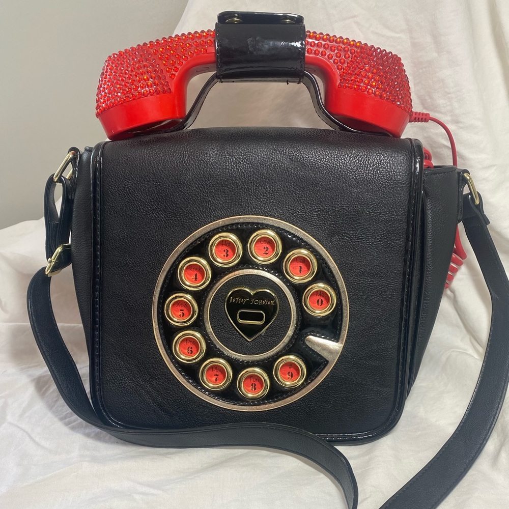 Betsey Johnson black and red phone bag